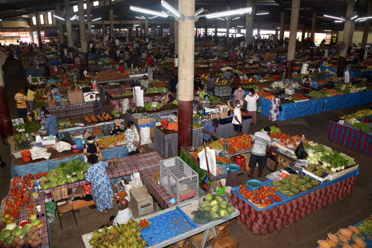 4-market-004